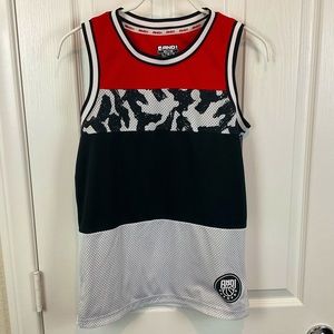 Pre-Owned And1 Boy’s Red, Black, and White Tank Top, Size L (10/12)